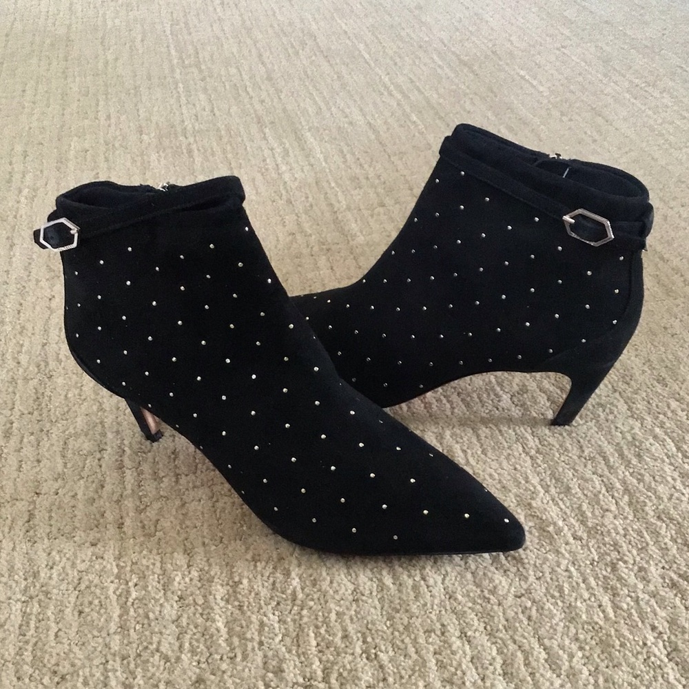 NEW Ted Baker London Black Curvad Pointed Toe Bootie, Size 37.5